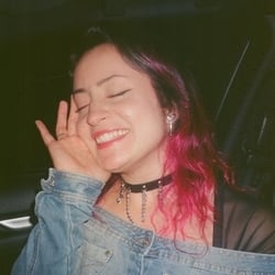 Foto de Yas Hotwife ao vivo na webcam