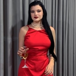 Foto de White Bunny 19 ao vivo na webcam