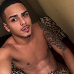 Foto de William Falcão ao vivo na webcam