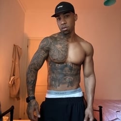 Foto de Wilzero 111 ao vivo na webcam