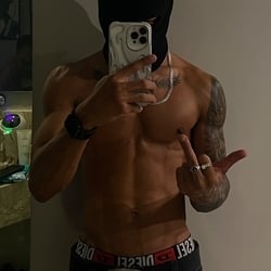 Foto de X Black ao vivo na webcam