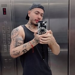 Foto de Yaggoh - videos sexo ao vivo Sexo ao Vivo