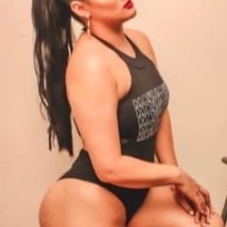 Foto de Yara Cristal ao vivo na webcam