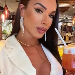 Foto de Yas 33 ao vivo na webcam