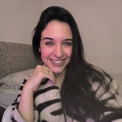 Foto de Yas Bruxa ao vivo na webcam