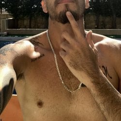 Foto de Yasine ao vivo na webcam