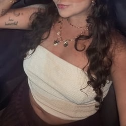 Foto de Yasmin Melo - videos sexo ao vivo Sexo ao Vivo