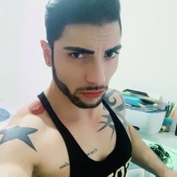 Foto de Yello Black ao vivo na webcam