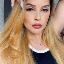 Foto de Yummy Paula ao vivo na webcam