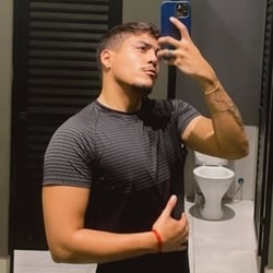 Foto de Yuri 019 ao vivo na webcam