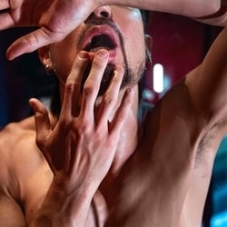 Foto de Yuri Buny ao vivo na webcam