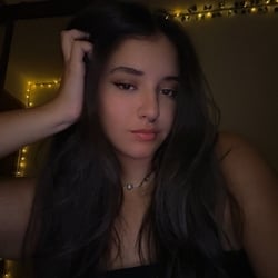 Foto de Yux 18 ao vivo na webcam