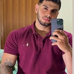 Foto de Yzarc ao vivo na webcam