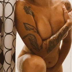 Foto de Zoya Aguiar ao vivo na webcam