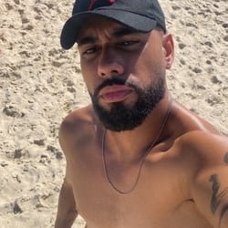 Foto de Zykou - videos sexo ao vivo Sexo ao Vivo